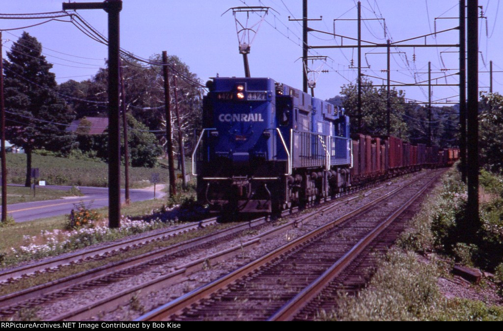 E44 4427 westbound at Washington Boro